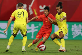 上阵五名外